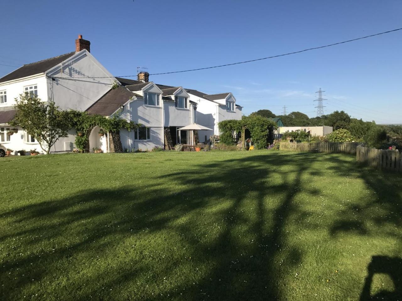 Brynawel Farm B&B Pontlliw Exterior foto